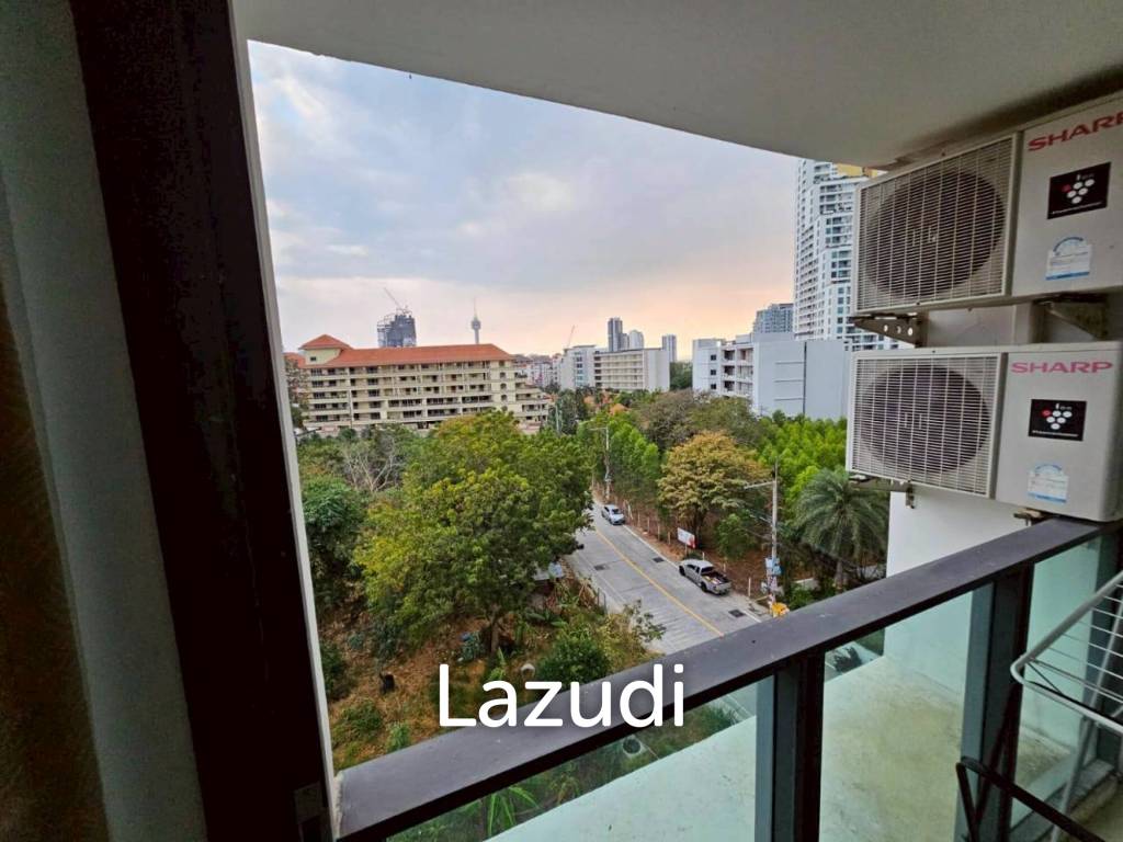 1 Bedroom 1 Bathroom 34 SQ.M. Aurora Pratumnak