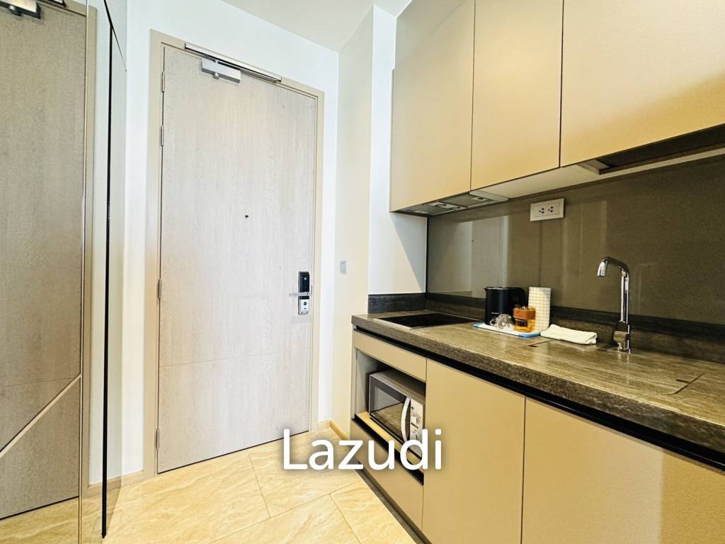 1 Bed 1 Bath Size 37 SQ.M ASHTON Asoke - Rama 9 Corner Unit