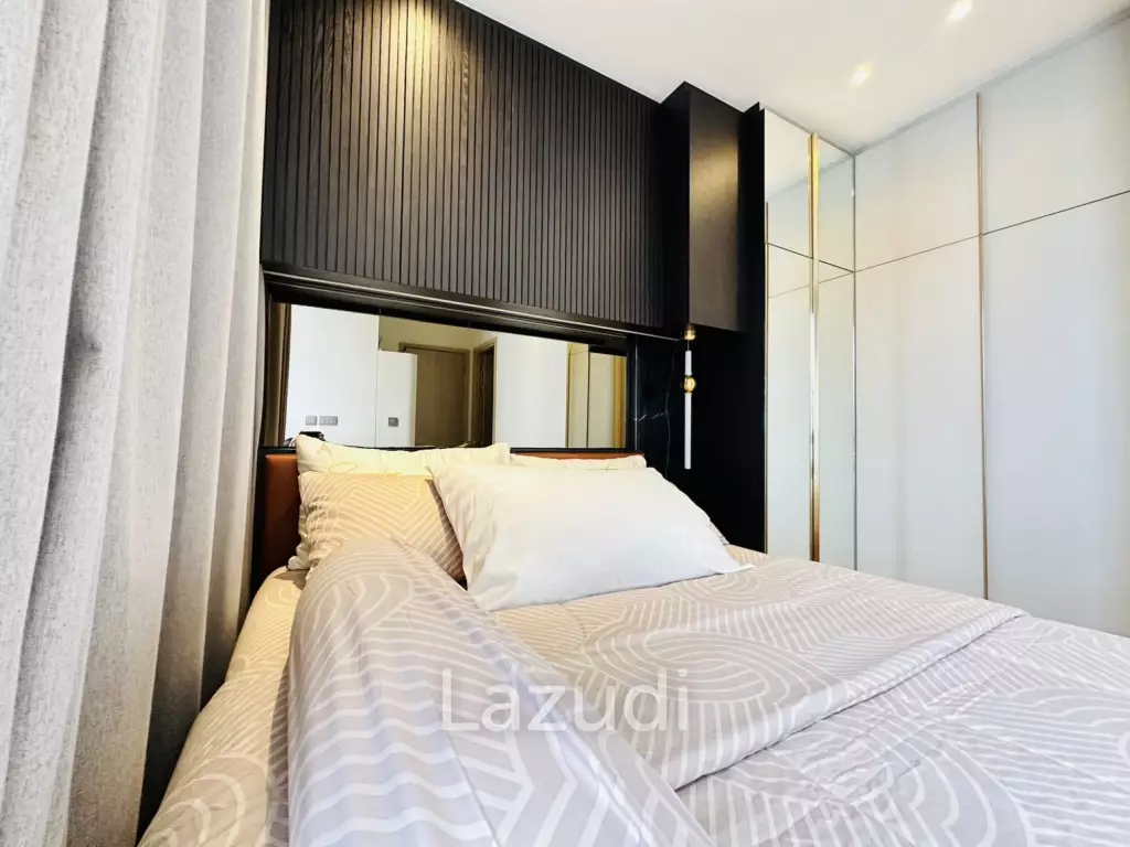 1 Bed 1 Bath Size 37 SQ.M ASHTON Asoke - Rama 9 Corner Unit