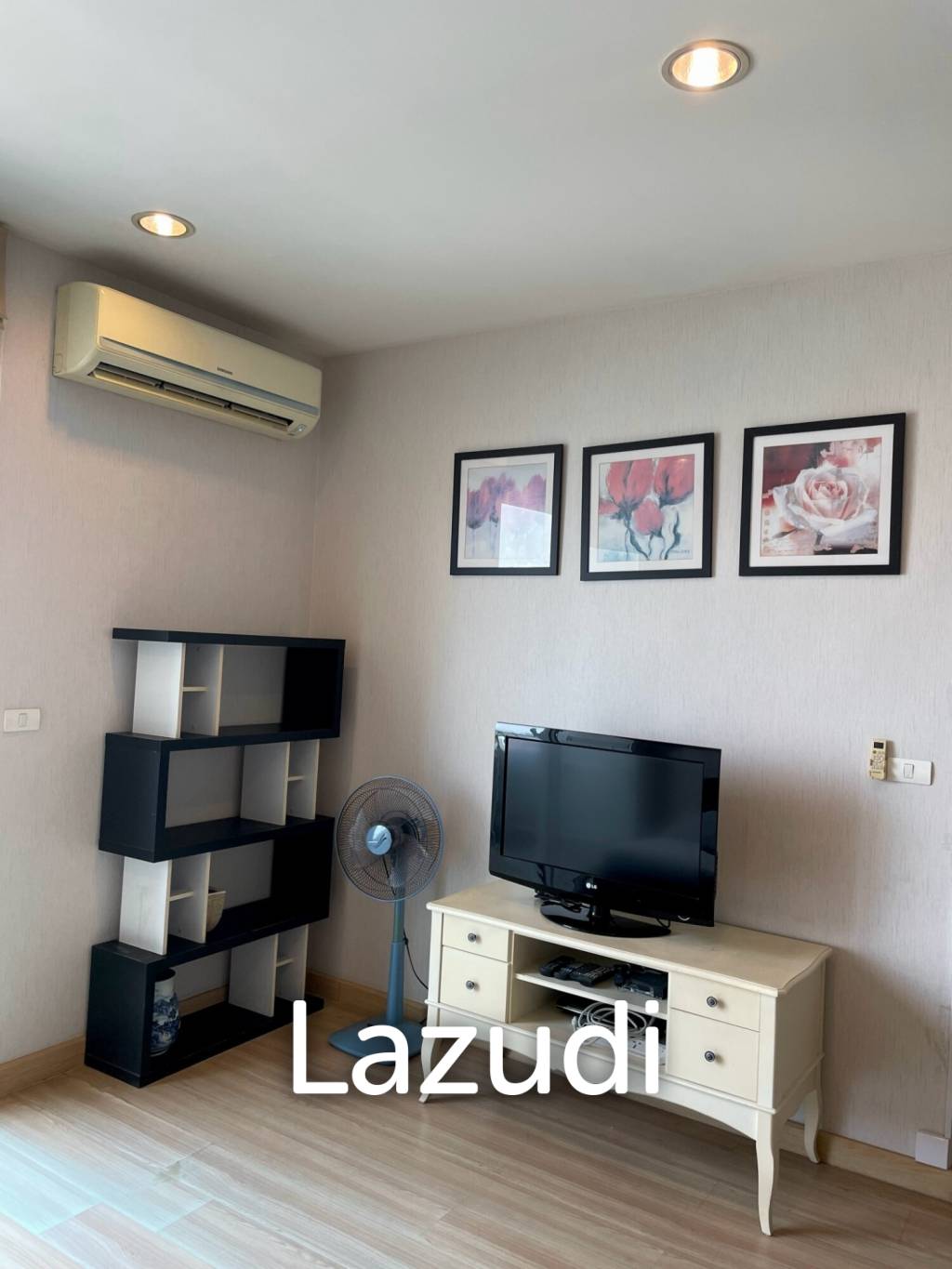 66 sqm condo at The Light House Khlong San Bangkok mid floor