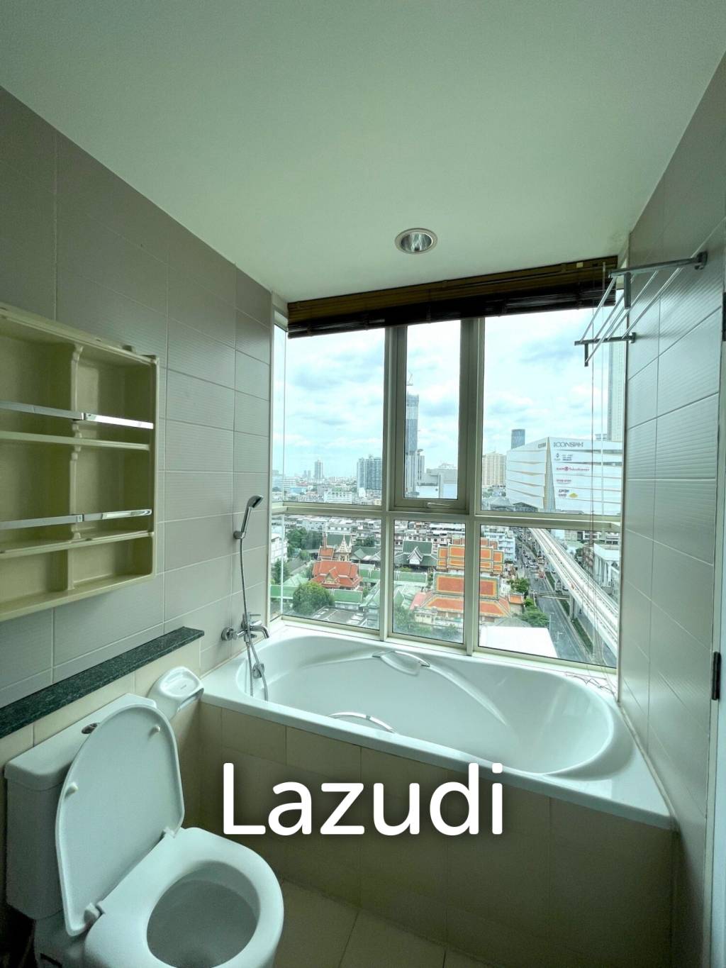 66 sqm condo at The Light House Khlong San Bangkok mid floor