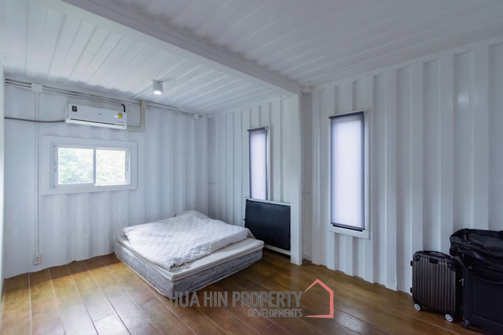 MODERN LOFT-STYLE CONTAINER HOME : 4 bed on large plot 2 rai
