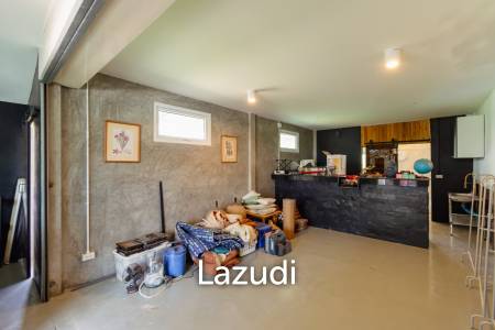 MODERN LOFT-STYLE CONTAINER HOME : 4 bed on large plot 2 rai
