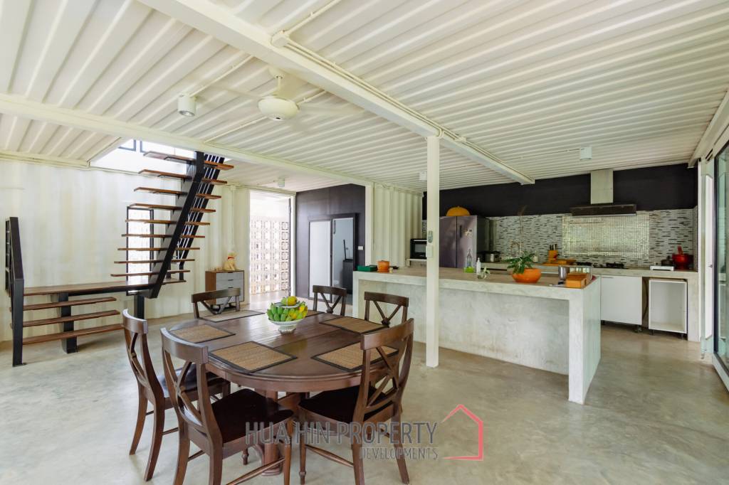 MODERN LOFT-STYLE CONTAINER HOME : 4 bed on large plot 2 rai