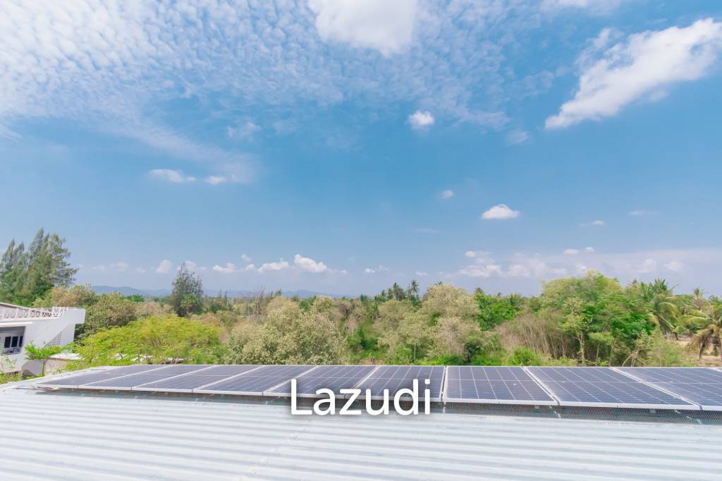 MODERN LOFT-STYLE CONTAINER HOME : 4 bed on large plot 2 rai