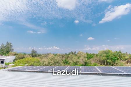 MODERN LOFT-STYLE CONTAINER HOME : 4 bed on large plot 2 rai