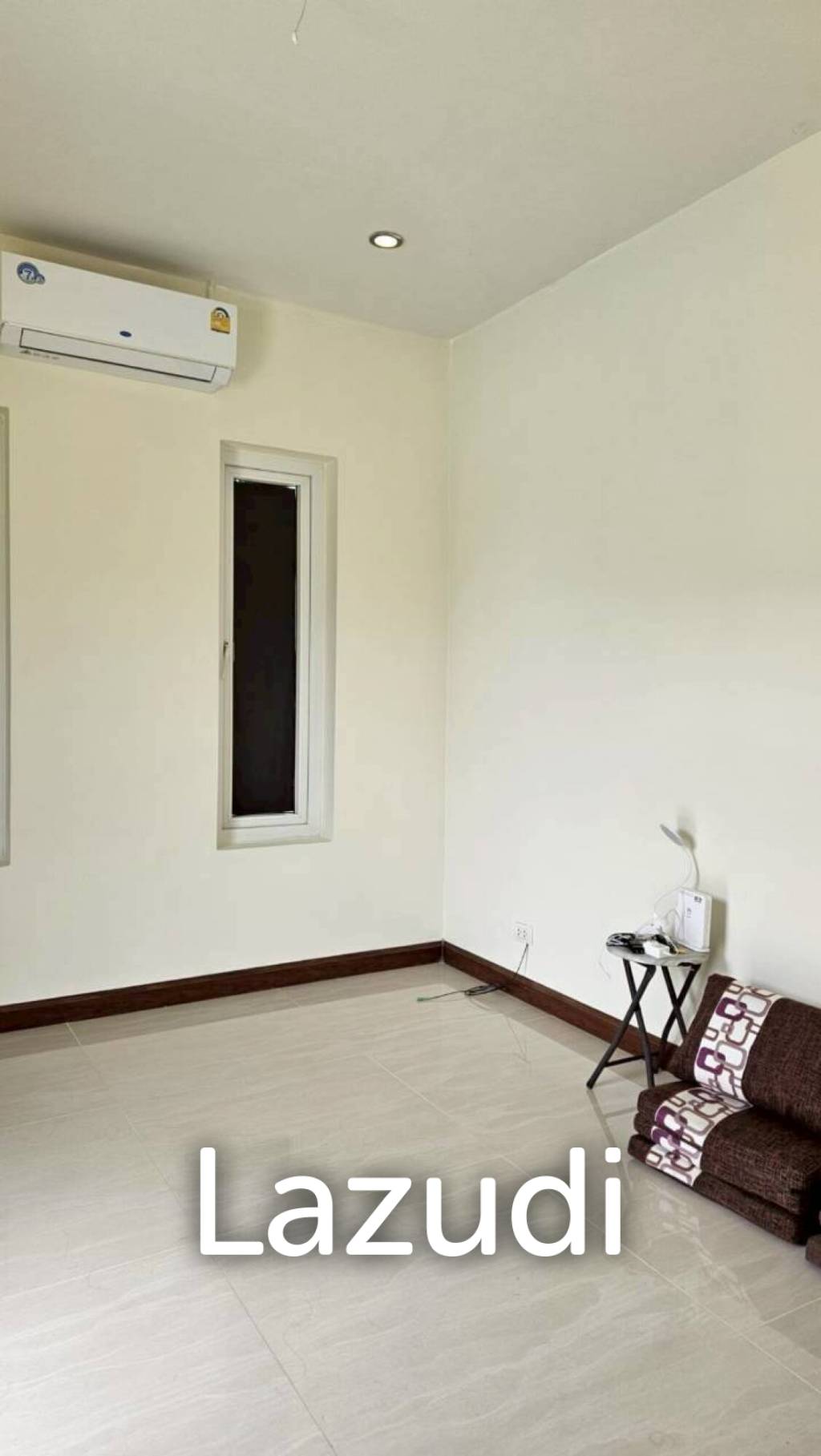 Palm villas : Modern 6 Bed Pool villa with large land plot