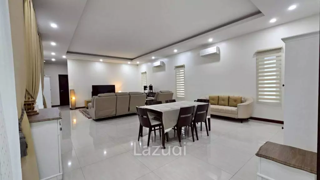 Palm villas : Modern 6 Bed Pool villa with large land plot