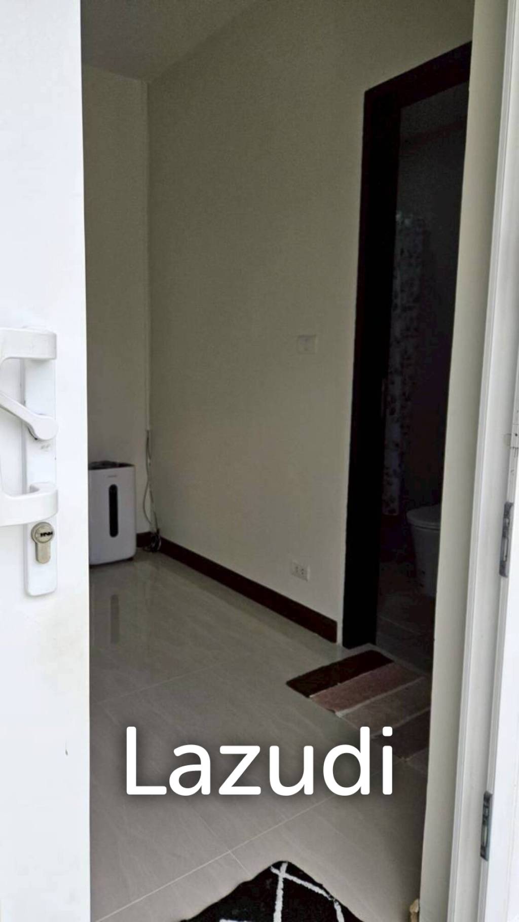 Palm villas : Modern 6 Bed Pool villa with large land plot