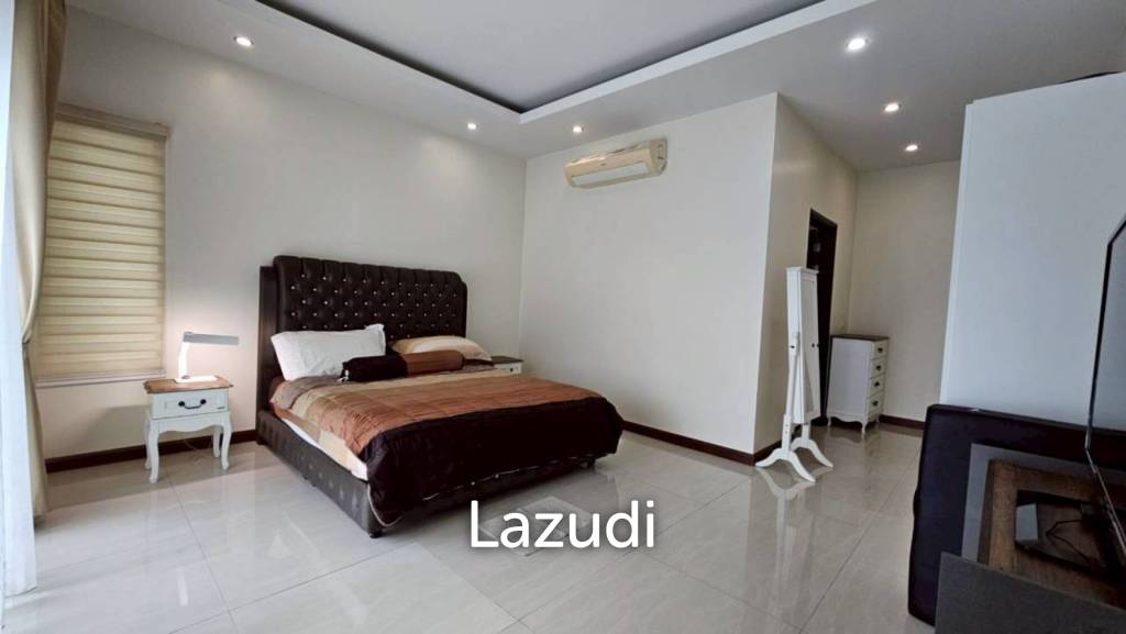 Palm villas : Modern 6 Bed Pool villa with large land plot