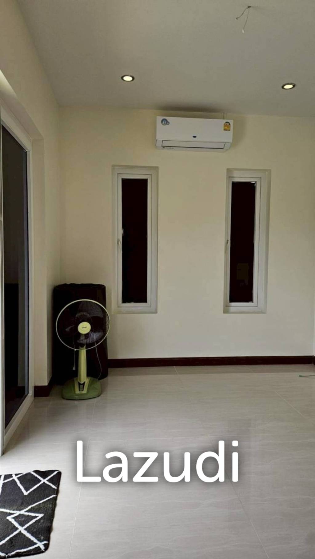 Palm villas : Modern 6 Bed Pool villa with large land plot