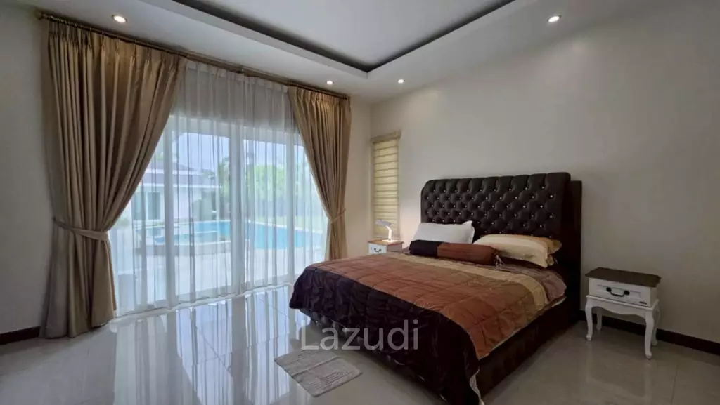 Palm villas : Modern 6 Bed Pool villa with large land plot