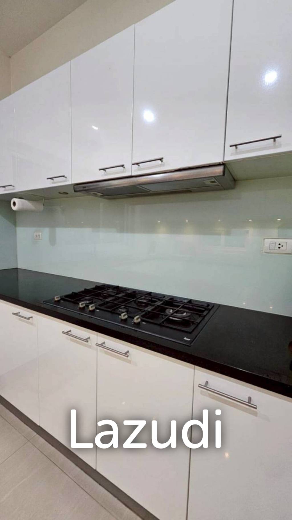 Palm villas : Modern 6 Bed Pool villa with large land plot