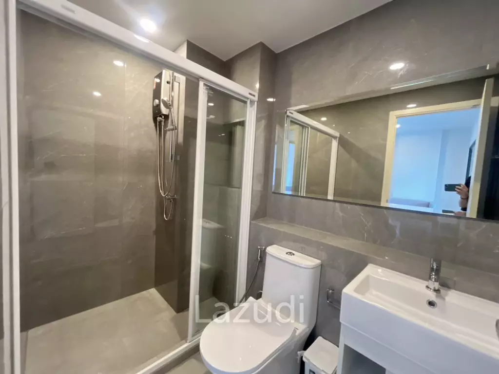 1bed 1bath 28Sqm for rent at Blue sukhumvit 89