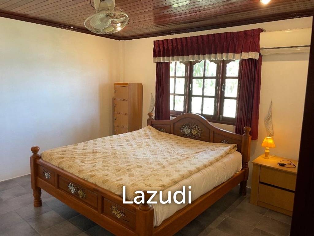BEACHFRONT VILLA : 3 bed beachfront villa in Chumpon