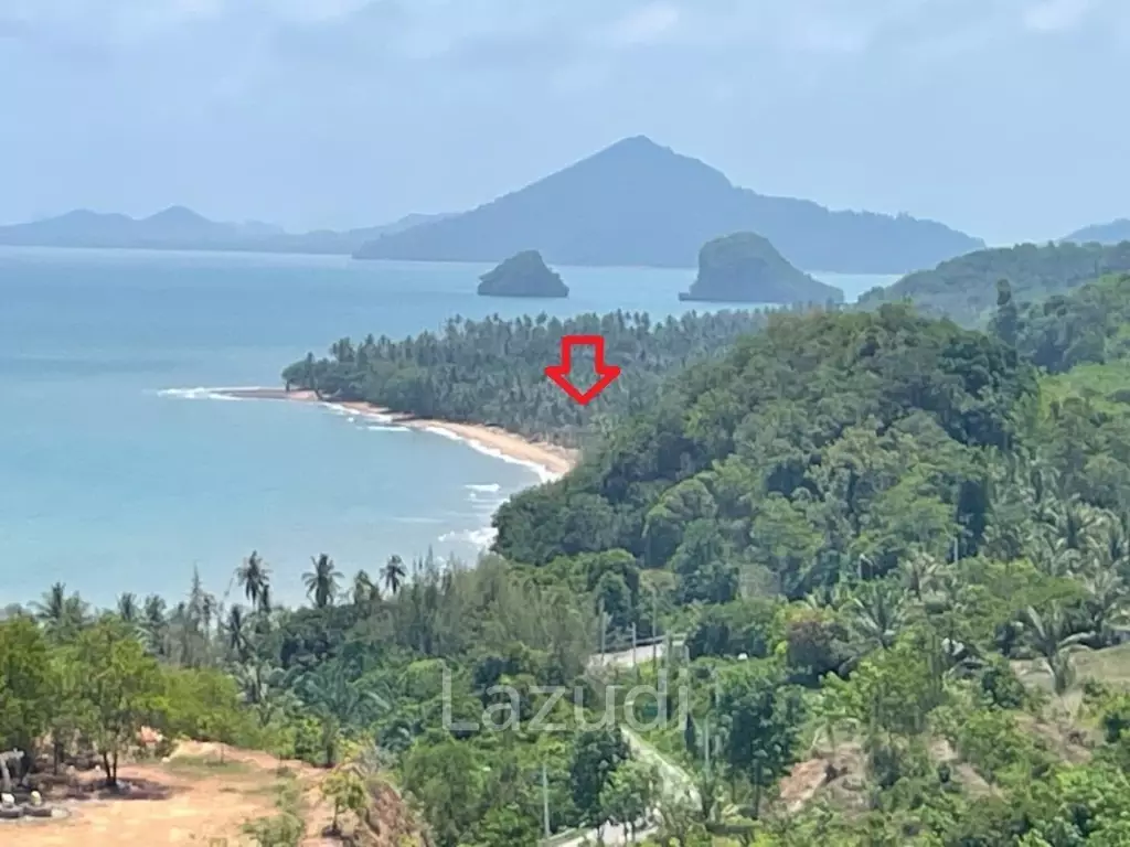 BEACHFRONT VILLA : 3 bed beachfront villa in Chumpon