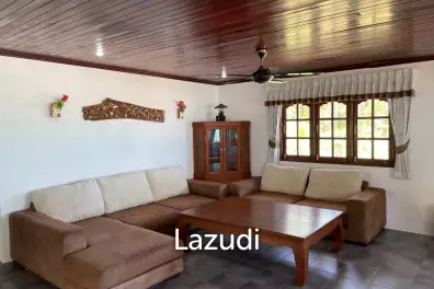 BEACHFRONT VILLA : 3 bed beachfront villa in Chumpon