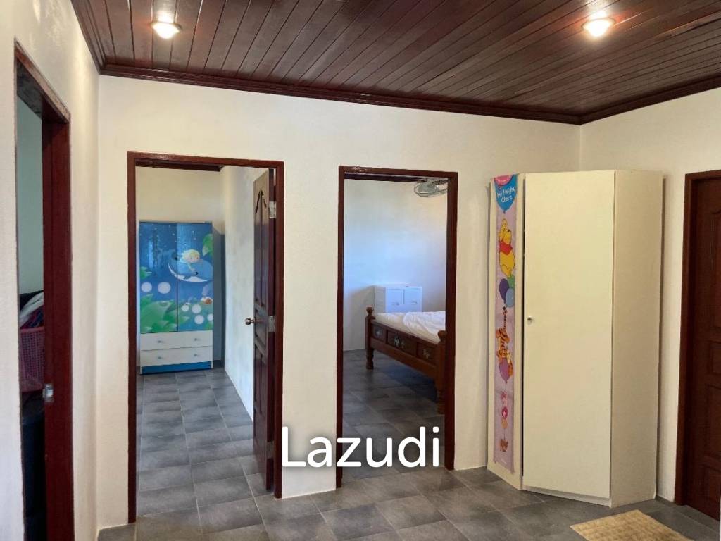 BEACHFRONT VILLA : 3 bed beachfront villa in Chumpon