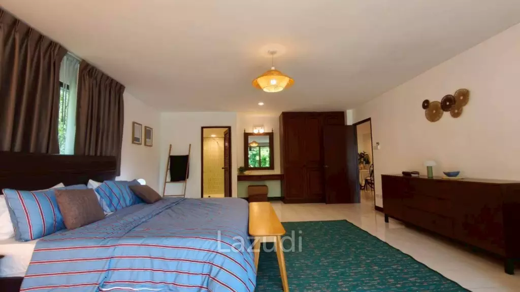 Direct Beachfront Grand Condotel Jomtien