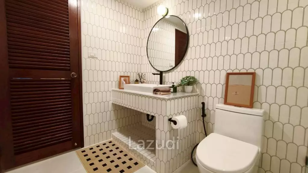 Direct Beachfront Grand Condotel Jomtien