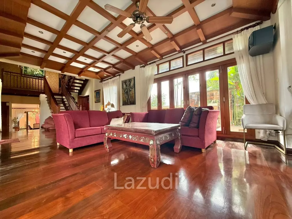 Iconic Thai-Bali Luxury Villa for Sale Dharawadi Na Jomtien