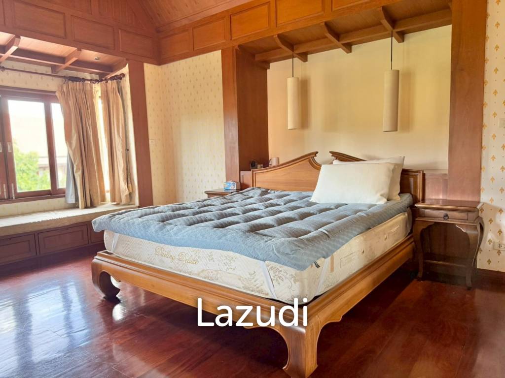 Iconic Thai-Bali Luxury Villa for Sale Dharawadi Na Jomtien