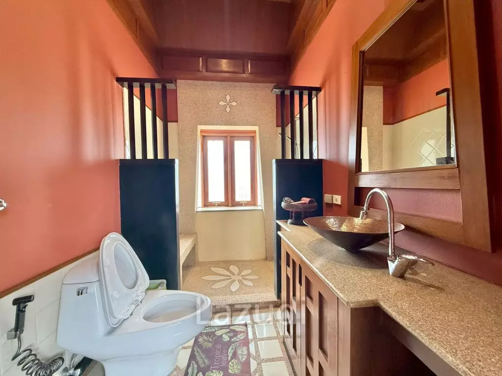 Iconic Thai-Bali Luxury Villa for Sale Dharawadi Na Jomtien