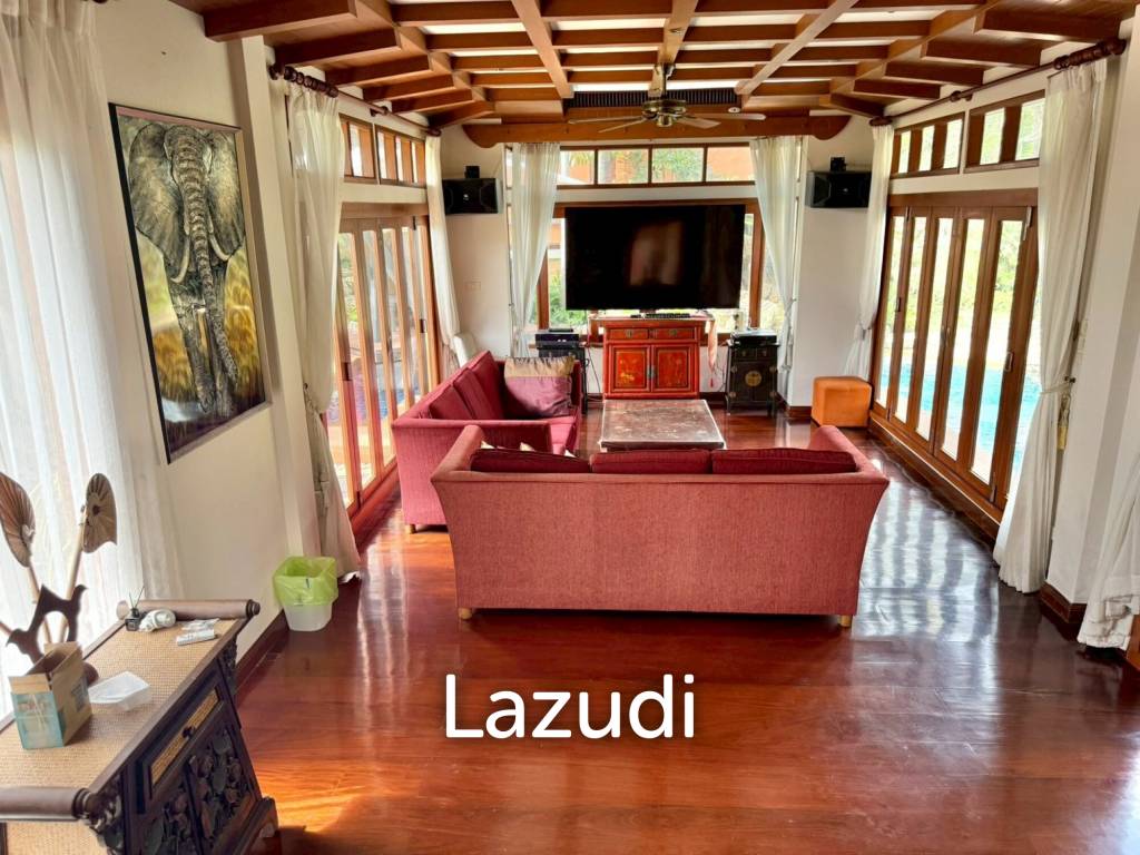 Iconic Thai-Bali Luxury Villa for Sale Dharawadi Na Jomtien