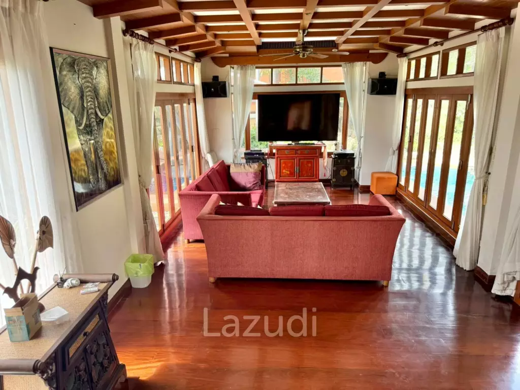Iconic Thai-Bali Luxury Villa for Sale Dharawadi Na Jomtien