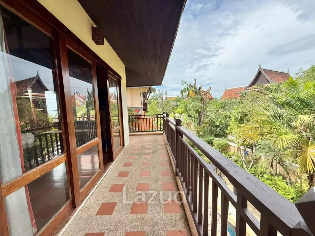 Iconic Thai-Bali Luxury Villa for Sale Dharawadi Na Jomtien