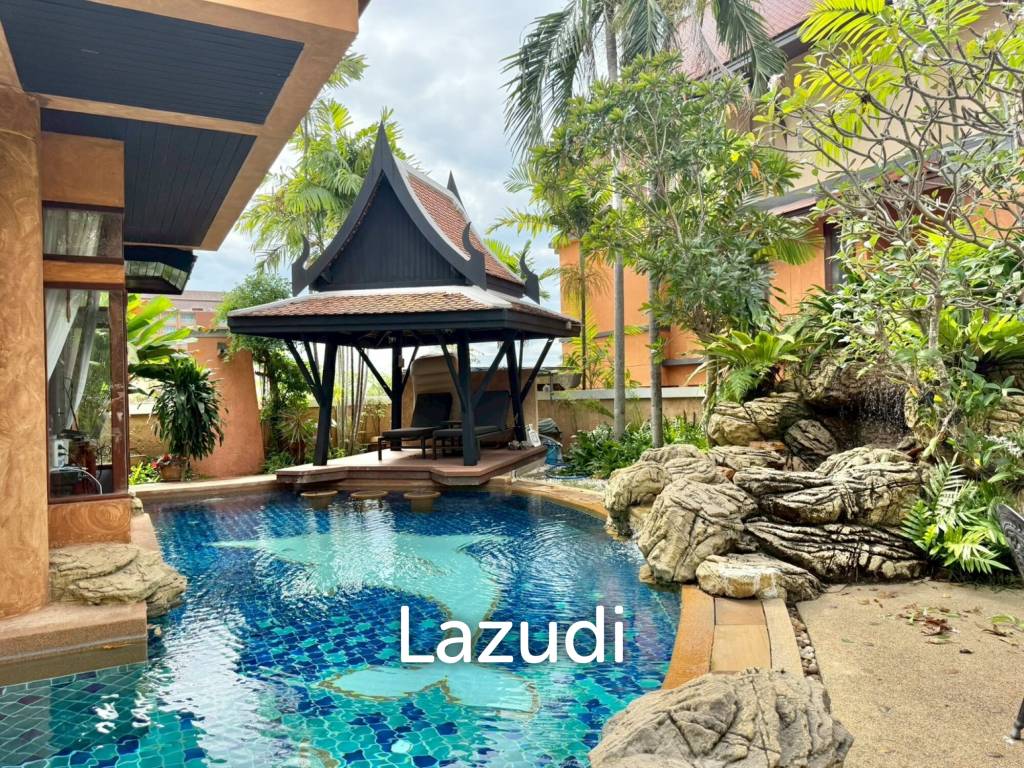 Iconic Thai-Bali Luxury Villa for Sale Dharawadi Na Jomtien