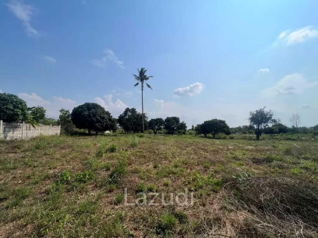 Land Kao Tao : 3 rai corner plot of land with great Westerly Views