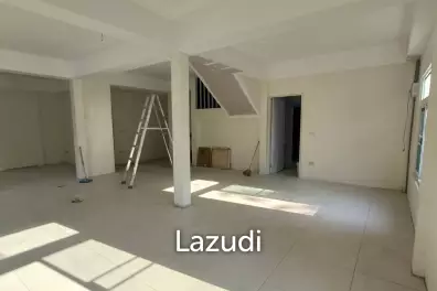 340 sqm modern detached house in Phra Khanong Nuea Watthana Bangkok