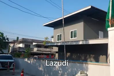 340 sqm modern detached house in Phra Khanong Nuea Watthana Bangkok