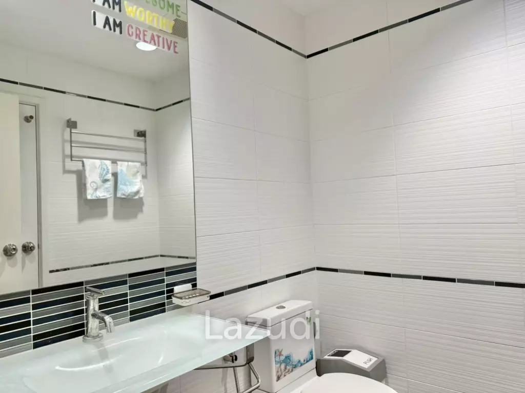 Modern High Floor Condo for Sale Centric Sea Pattaya