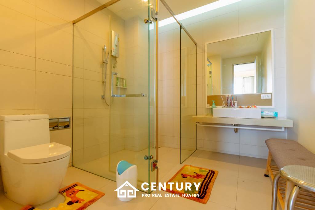 Sea view 2 bedroom Duplex Condo at Ocas Hua Hin