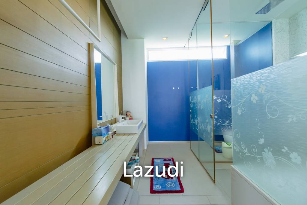 คอนโดหรู 2 ห้องนอน 2 ห้องน้ำ แบบดูเพล็กซ์ วิวทะเล