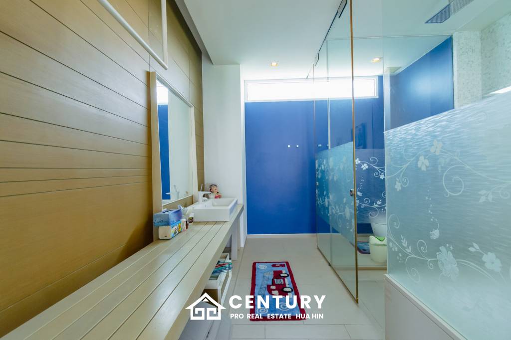 Sea view 2 bedroom Duplex Condo at Ocas Hua Hin