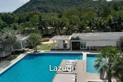 THE SEA CONDOMENIUM : Cozy 1 Bed condo with mountain view at Samroiyot