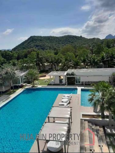 THE SEA CONDOMENIUM : Cozy 1 Bed condo with mountain view at Samroiyot