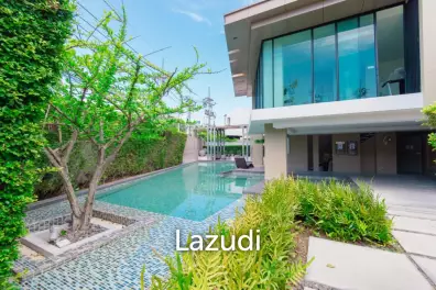 Prime Location – Corner Unit with sea view from the bedroom , Condo by Sansiri at Khao Takiab area