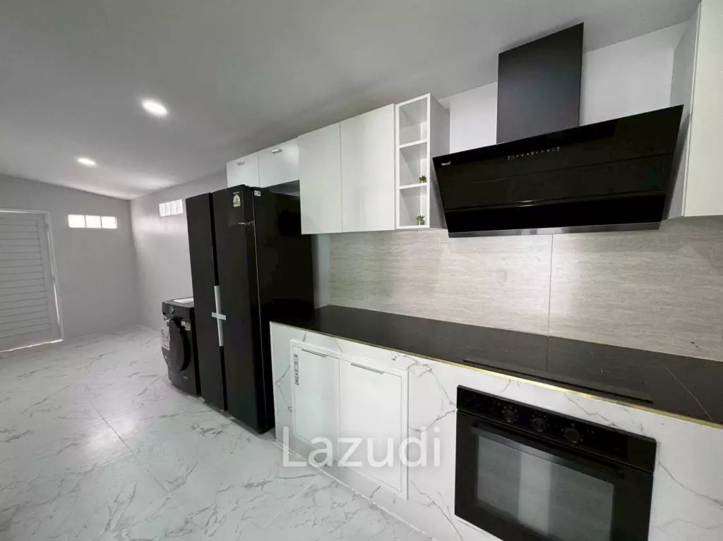 Modern Detached House for Sale Permsap Villa