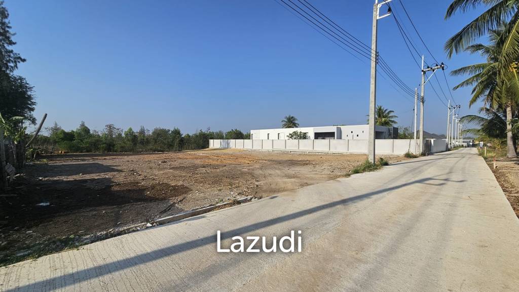 1 Rai Land for Sale at Hua Hin 112