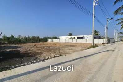 1 Rai Land for Sale at Hua Hin 112