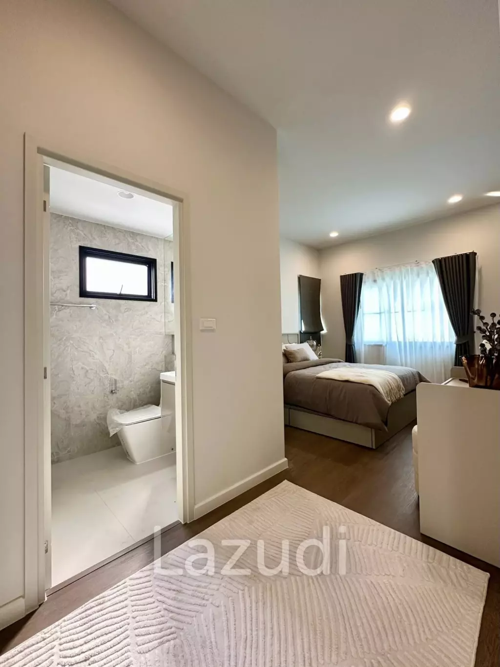 Brand New 4 Bedroom Luxury House Walking Distance to BISP