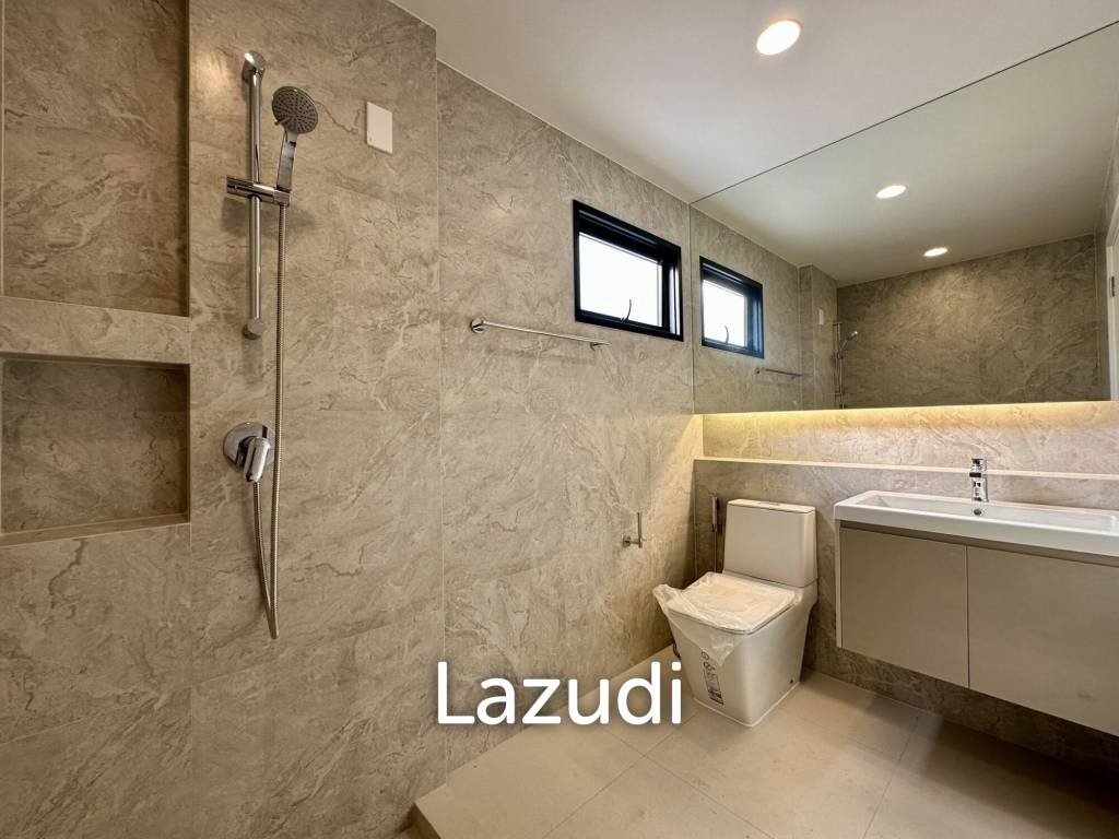 Brand New 4 Bedroom Luxury House Walking Distance to BISP
