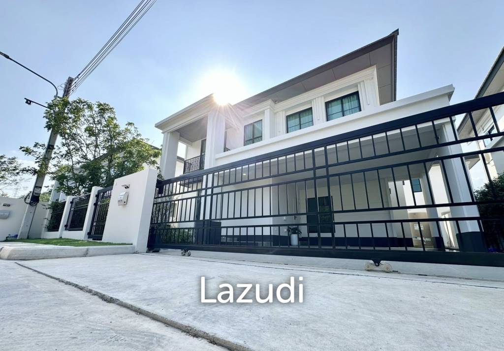 Brand New 4 Bedroom Luxury House Walking Distance to BISP
