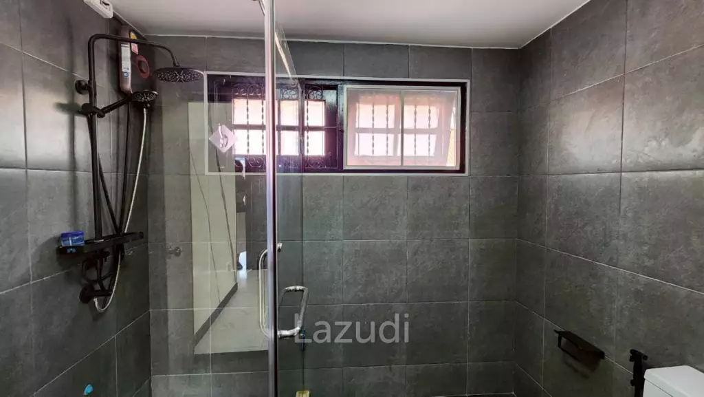 Private Standalone House for Sale and Rent Naklua