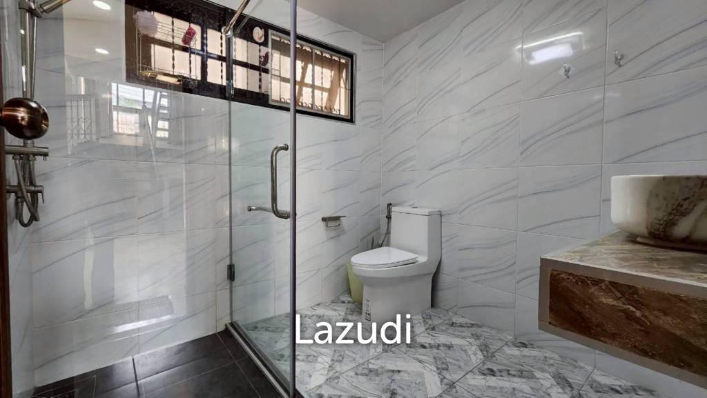 Private Standalone House for Sale and Rent Naklua