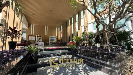 Жилая площадь 61 кв.м / 2 спальни + 2 ванные комнаты / балкон